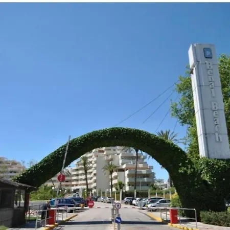 Precioso Con Piscinas Y Vistas Al Mar. Apartment *