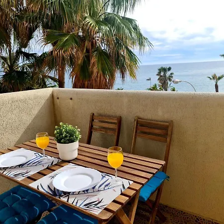 Precioso Con Piscinas Y Vistas Al Mar. Benalmadena