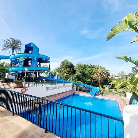 Precioso Con Piscinas Y Vistas Al Mar. Benalmadena