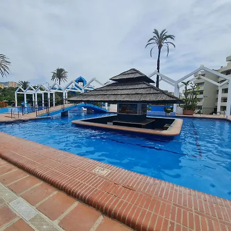 Precioso Con Piscinas Y Vistas Al Mar. Apartment Benalmadena