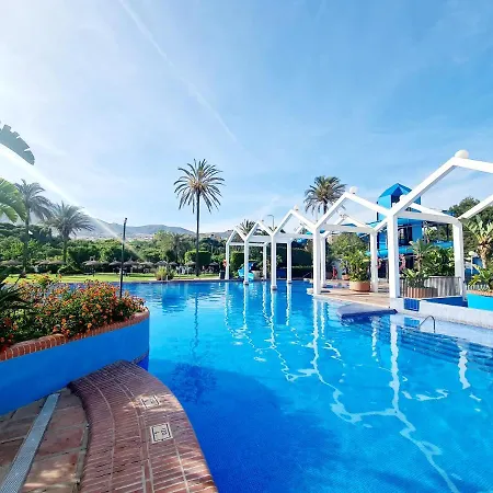 Precioso Con Piscinas Y Vistas Al Mar. Apartment