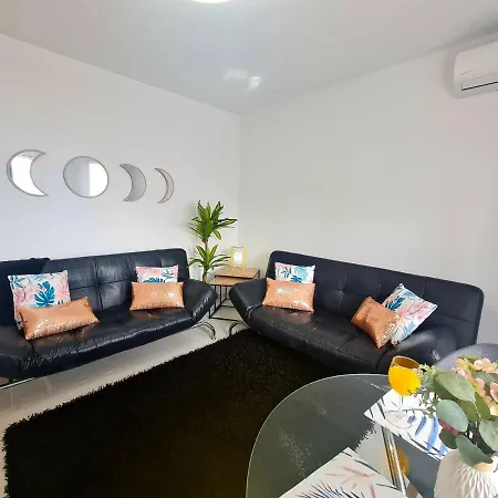 Apartman Precioso Con Piscinas Y Vistas Al Mar. Benalmádena